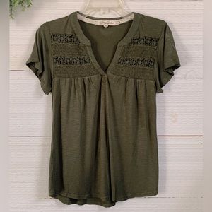 Short Sleeve Top by Rewind. Size S. Color Olive Green.